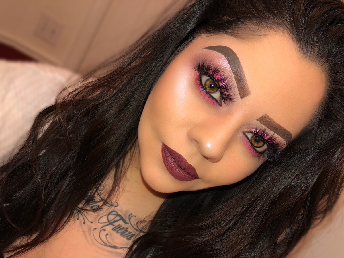 __marisolg29's tweet photo. @norvina1 💜🤞🏼 https://t.co/fcsjoRj5WK
