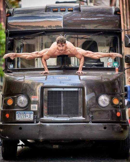 TheSystemChat's tweet photo. SPECIAL DELIVERY-
If only all UPS trucks looked like this!. It's always a party with https://t.co/3fzuRxM89V 
#gaystrippers love it! #gay #UPS  #chatroom #phoneline #leatherandfetish #LetsTalk  #RAW #phonchat https://t.co/0KVrdK7Ioa