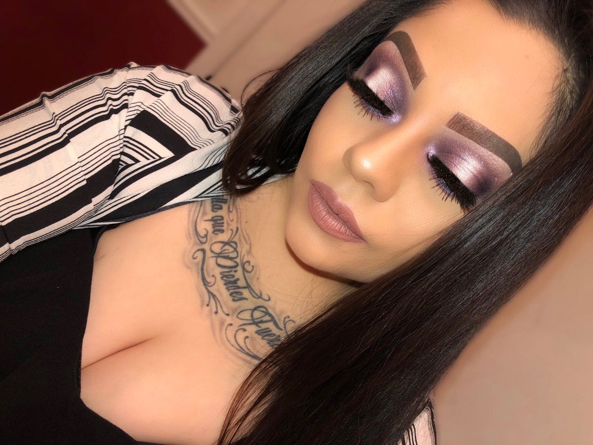 __marisolg29's tweet photo. @norvina1 💜🤞🏼 https://t.co/rCD1FMwJdE
