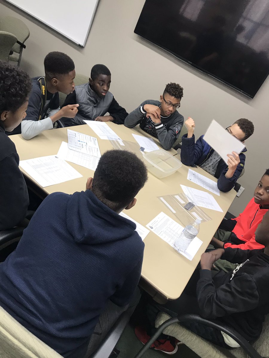 DCrosbyMGA's tweet photo. Kicking off our Environment Unit. Unfortunately the windy weather brought us indoors. Fortunately Robinson Nature Center has some awesome activities for us!! #AACPSAwesome #STEMed https://t.co/P9Gm6XOZSY