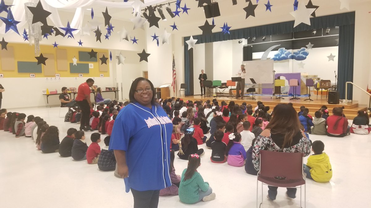 es_halliday's tweet photo. Thank you to the @DallasSymphony YES Program for coming out to Ebby Halliday ES! We are so excited for our students to have the opportunity to learn about music and new instruments. Looking forward to our continued partnership! https://t.co/1MfhPecgvq