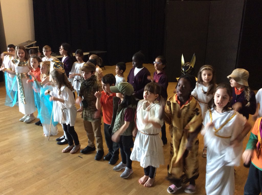 WrenPrimary's tweet image. Well done to Year 3 on an amazing show this morning @Wren_Academy #ancientegypt #classassembly