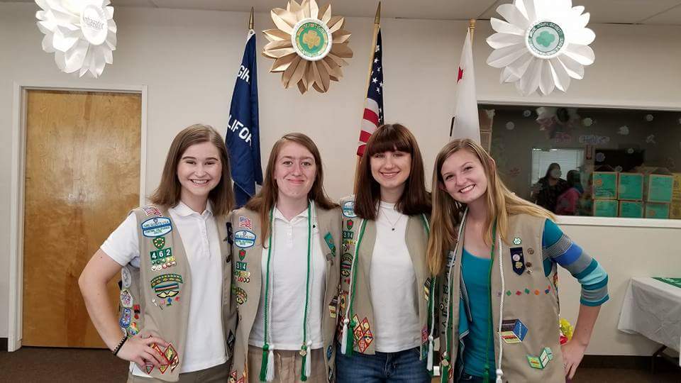 GSCCS's tweet photo. Honest and fair, friendly and helpful, considerate and caring... the BEST kind of friend is a Girl Scout sister! 💚
The friendships you've made don't have to end after you graduate - check out our pinned tweet for more info!
#AlumBridging2019 #SeniorGirlScouts #FutureAlums https://t.co/7bPfX0ffcr