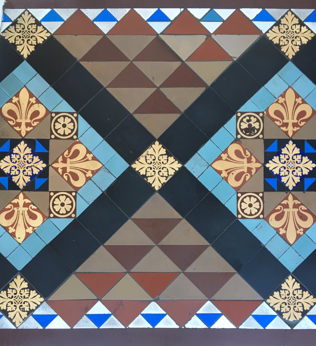 EdenArchCon's tweet photo. Part of our latest Minton conservation and re-lay commission. https://t.co/7GGo34F3uv