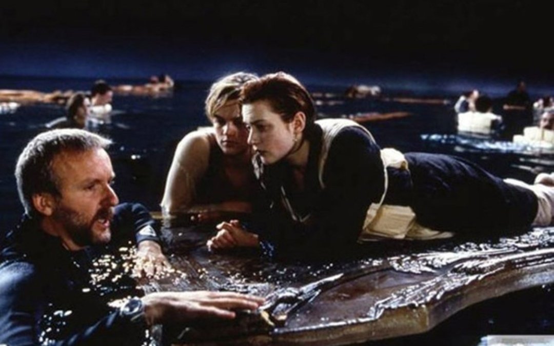 Cinema24MBC's tweet photo. Behind the scenes from Titanic, 1997.

Detrás de escena de Titanic en 1997.

#Cinema24 #cinema24tv #cine #behindthecamera #behindcameras https://t.co/jRrhsnUhnf