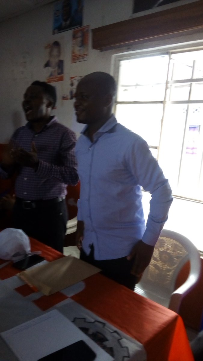 MoiseMirevo1's tweet photo. Vendredi 22 mars: Réception au bureau de l'Inter fédération du Nord-Kivu l'honorable @amatobayu  et @BillyKambale1 https://t.co/z20E0P6DCH