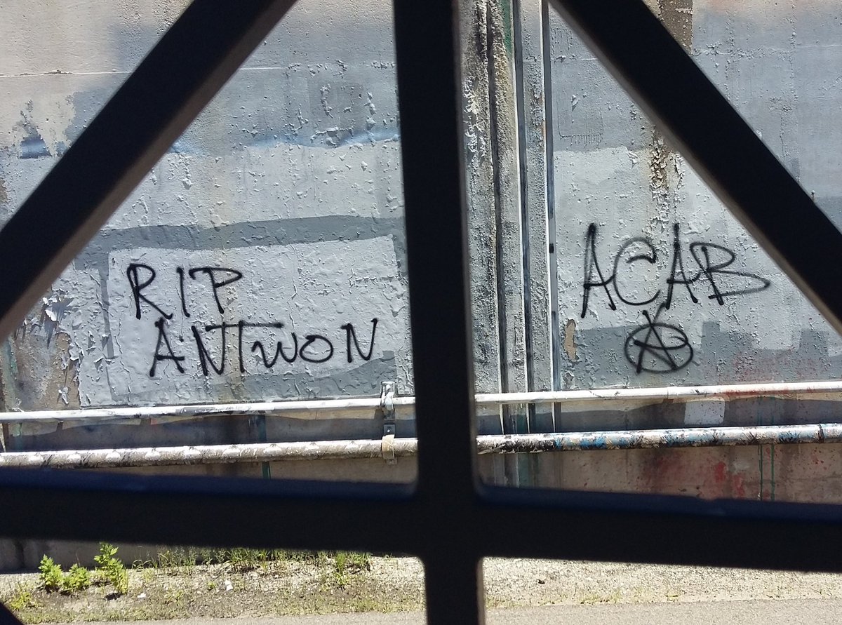 pghgraffiti's tweet photo. #RipAntwon #ACAB https://t.co/j2TflxmJ24