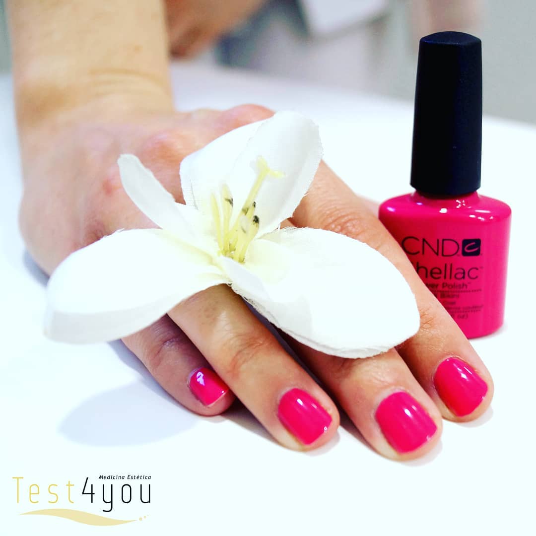 ClinicaTest4You's tweet photo. Test4You te trae los esmaltados de CND Shellac y Vinylux.

Tus uñas cuidadas, reforzadas y brillantes por tan solo 15€.

#uñas #calidad #confianza #cndspain #test4you #Belleza #manicurasevilla https://t.co/mK4rmkmzcH