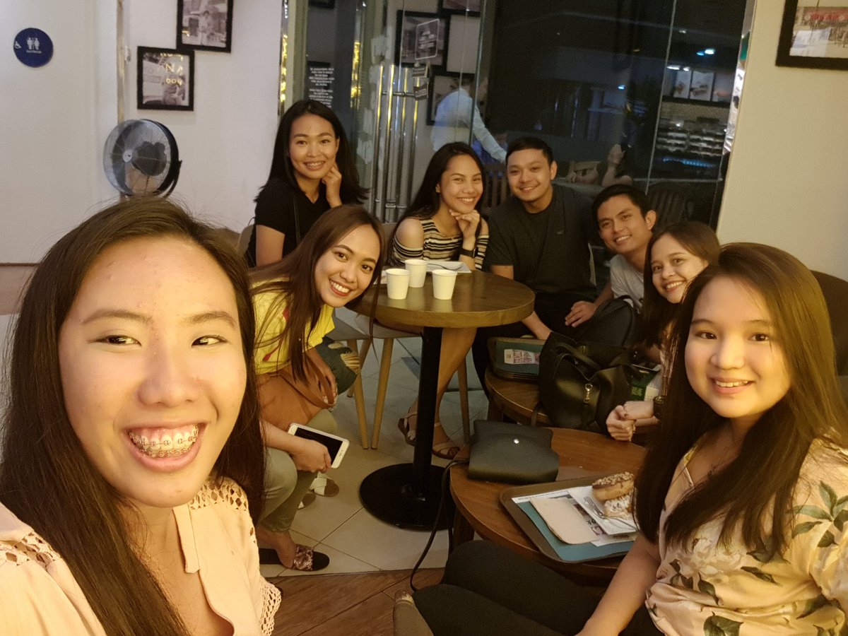 sheensheennn's tweet photo. Celebrating women's month with the "titas of cebu" Our monthly meeting where we all do is eat, laugh, and talk about our achievements and our everyday lives. So glad these girls are for keeps. #established2013 @AilsDizon @Jizzzzy_ @Youbernmeup https://t.co/XMVi6Kpyj2