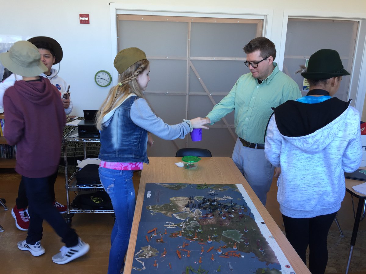 mkemontessori's tweet photo. Our Junior High students are having a blast playing @axis_and_allies this morning! In this game, they were learning how to strategize as different countries during World War II. What a great way to learn about history! #MilwaukeeMontessoriSchool #AxisAndAllies #GamesHelpLearning https://t.co/i7EWJrFP4v