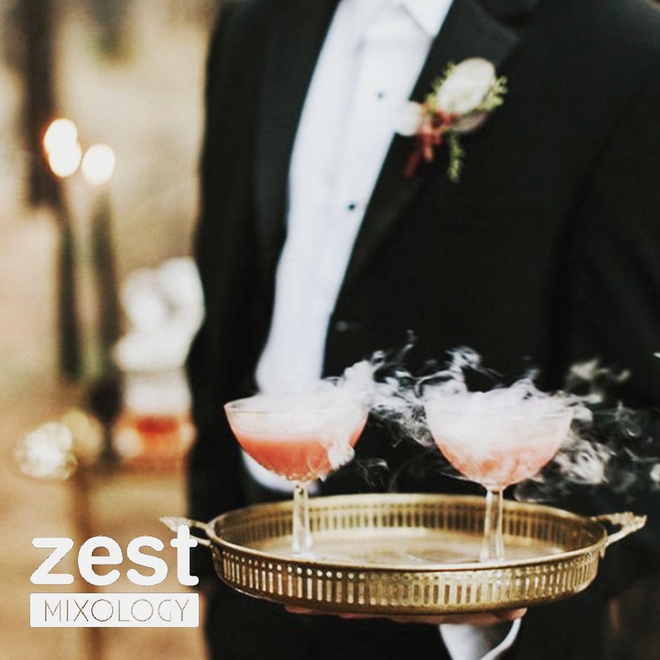 🍸 Make your cocktail service tweet worthy with dry ice. 

<a href="/chillistick/">Pieter Bruwer</a> #dryice #cocktails #mixology #eventprofs #eventplanning #eventprofsuk