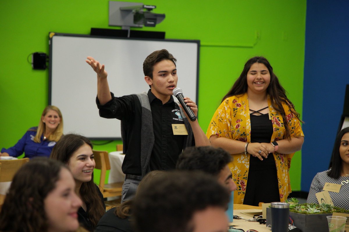 MDCPS's tweet photo. Honest and open dialogue with student leaders about issues affecting this country, our community and their lives. #SupRT19 https://t.co/HUdRBgwmlr
