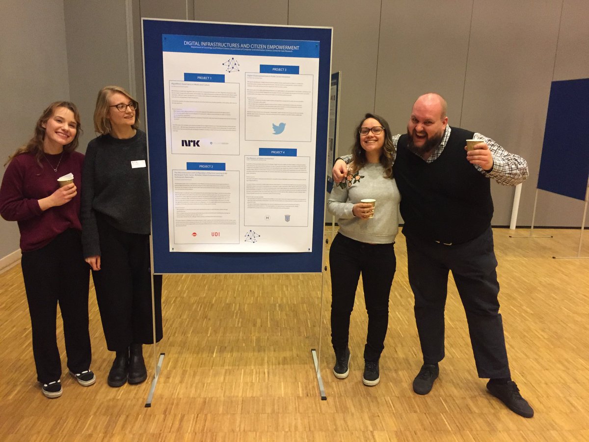 dicentnu's tweet photo. DICE-gruppen hadde presentasjon og poster på NTNUs Digital Transformasjon seminar. Det var stor interesse for prosjektet og mange som ønsket å knytte kontakt. Poster er nå hengt opp utenfor DICE-kontoret i bygg 10/nivå 5 på Dragvoll. Stikk innom for en titt og en prat 😁 https://t.co/t5YUhnga1f