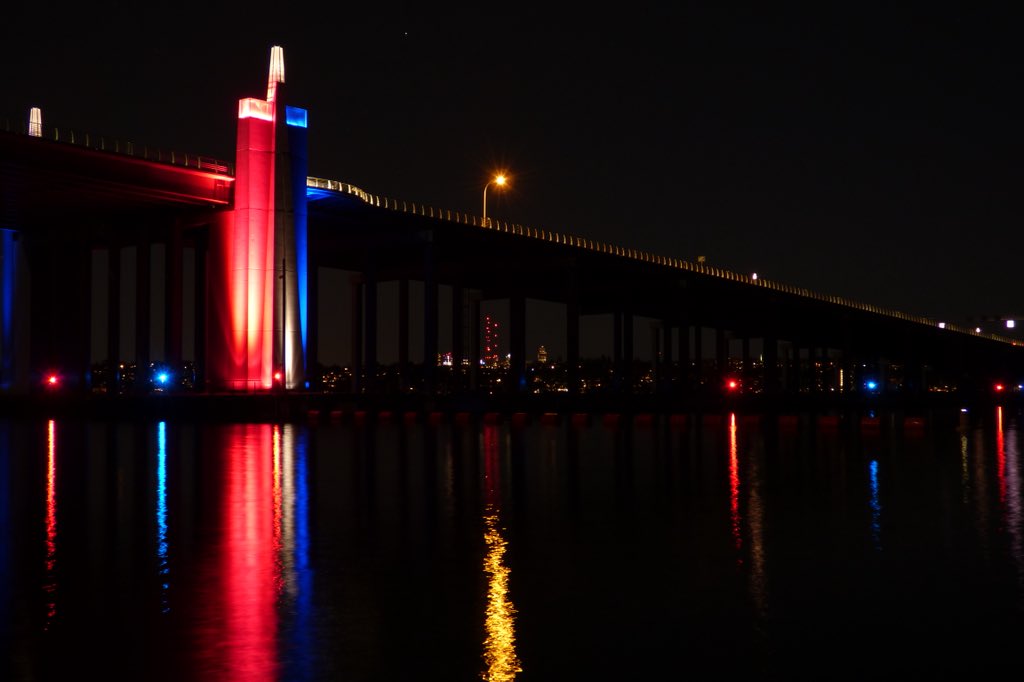 Congrats to <a href="/ZagMBB/">Gonzaga Basketball</a> for a dominant win yesterday! Our lights are staying reb/blue &amp; purple/gold this weekend to cheer on them, <a href="/ZagWBB/">Gonzaga Women's Basketball</a> &amp; <a href="/UW_MBB/">Washington Men's Basketball</a>! We know you’ll be cheering to, just be sure to do it safely - aka, no watching while behind the wheel! #MarchMadness
