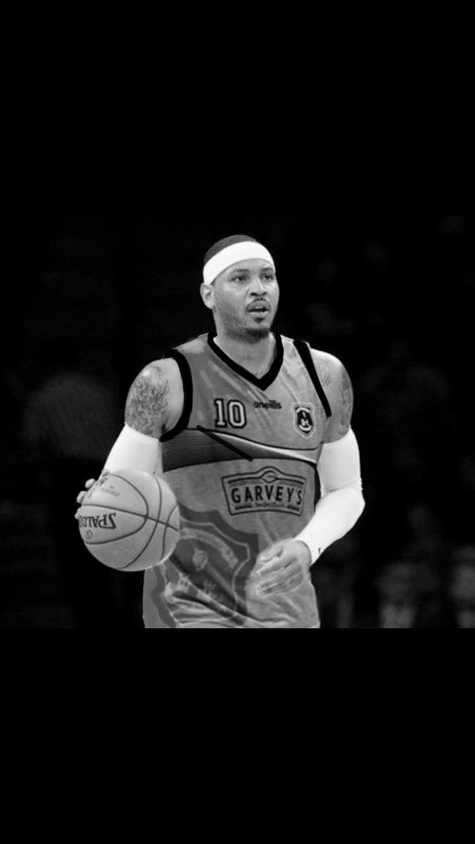 starryboy14's tweet photo. With @KDubill10 out this for this huge weekend, @warriors_bc had to get someone in to help and we went all out. I even gave him my number for Wednesday nights trail. theLetβs go @carmeloanthony hope @Drake concert was good last night, see you in Dublin, 5pm tip off in UCD https://t.co/HGrYn45h9r