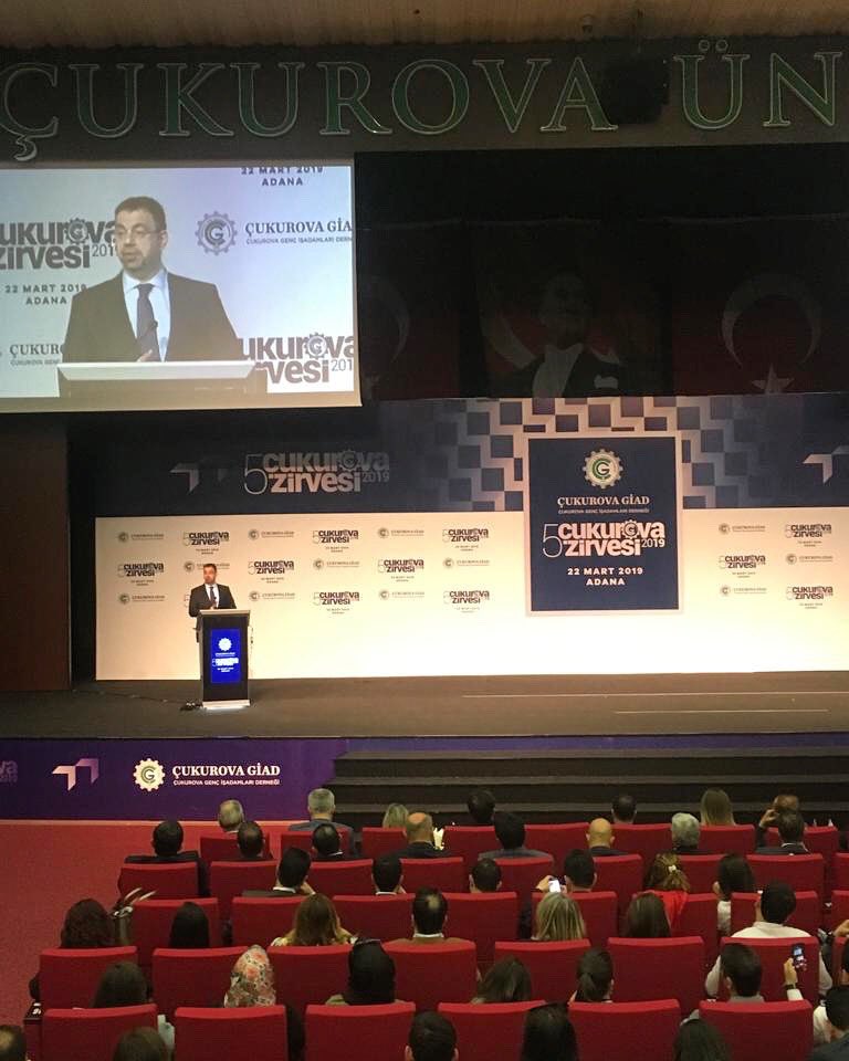 Prof.Dr. @DaronAcemogIu
5. <a href="/CukurovaGIAD/">Cukurova GIAD</a> Zirvesi’nde!

#LondonSpeakerBureau 
#LSBTurkey #Adana #Turkey #DaronAcemoglu 

<a href="/londonspeaker/">London Speaker Bureau</a>