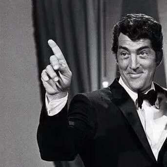 Shamiehswing1's tweet photo. Saturday the 22nd @GalgormResort #Ginlibrary from 10:00 #jazz #Swing #Ratpack #Music #Starlingentertainment #singer #crooner https://t.co/8LEMi0Iq7q