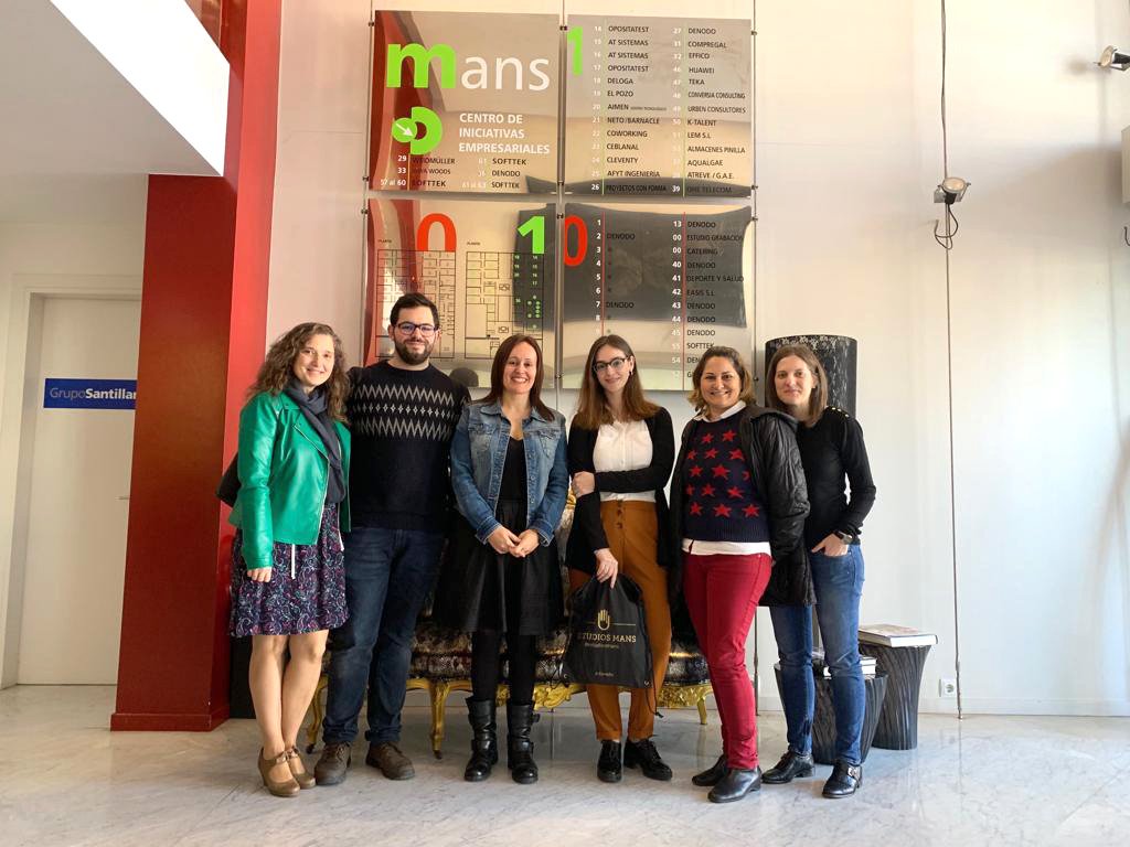 LanzaderaCoruna's tweet photo. ¿Conocéis @MansPaideia? Hemos visitado sus instalaciones, de la mano de Mercedes y Ramón, y charlado con @cleventy, #AFYTIngeniería y @Opositatest sobre su actividad y #emprendimiento.

¡Gracias por todo!😊
.
.
.
@Lanzaderas_EES @FundacionSMLRPH 
#LanzaderaCoruña2018 #Lanzaderas https://t.co/c0UIzvRWyF