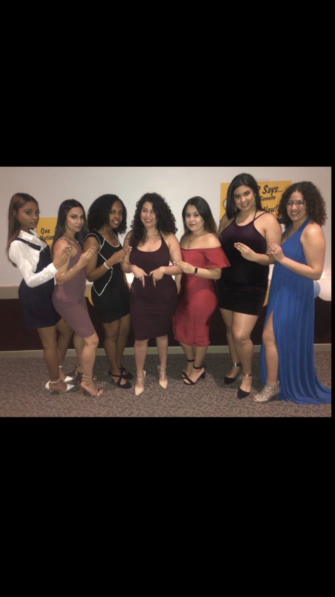 AtitlanChapter's tweet photo. Make sure to get free water bottles from us sophisticated sisters at Wallwork from 12-2pm! #IUPleads https://t.co/H31rzw3Qet