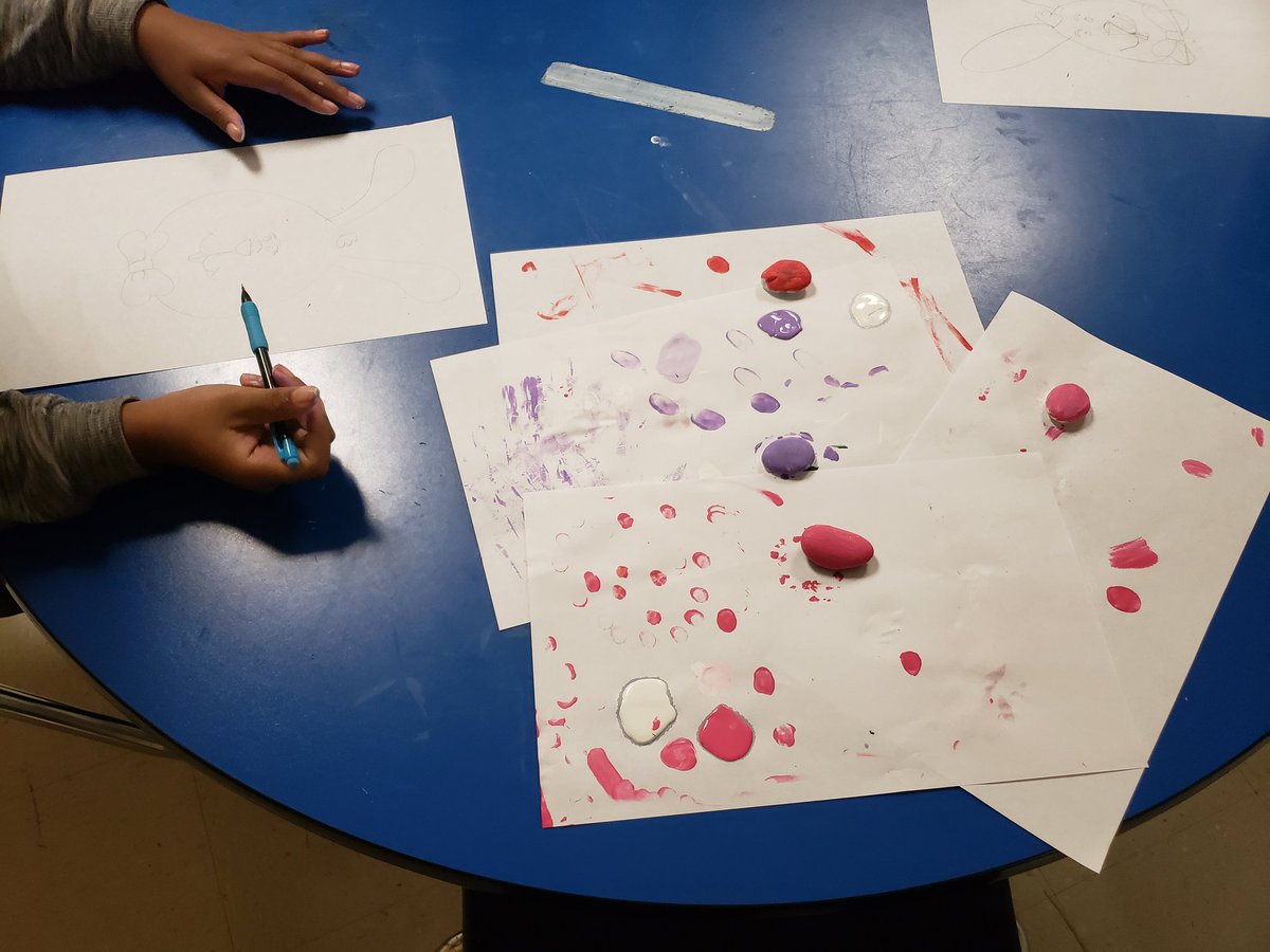 secondary_team's tweet photo. @DentonDena and her students are helping to usher in Spring by coloring "eggs."  Can't wait to see the finished product! https://t.co/1a1Q7bE8t3