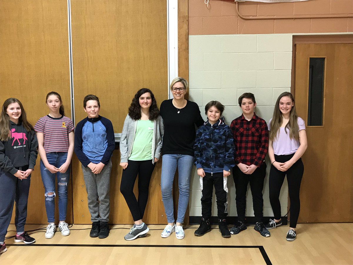 JamieJ19842012's tweet photo. So honoured to have Kendra Fisher speak to our intermediate students about Mental Health! Thank you to our Mental Health Champions for organizing @stjoesportelgin #mentalhealthmattersBG https://t.co/KacuAPNv5m