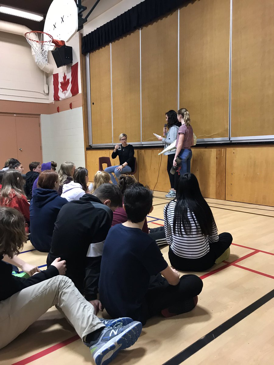 JamieJ19842012's tweet photo. So honoured to have Kendra Fisher speak to our intermediate students about Mental Health! Thank you to our Mental Health Champions for organizing @stjoesportelgin #mentalhealthmattersBG https://t.co/KacuAPNv5m