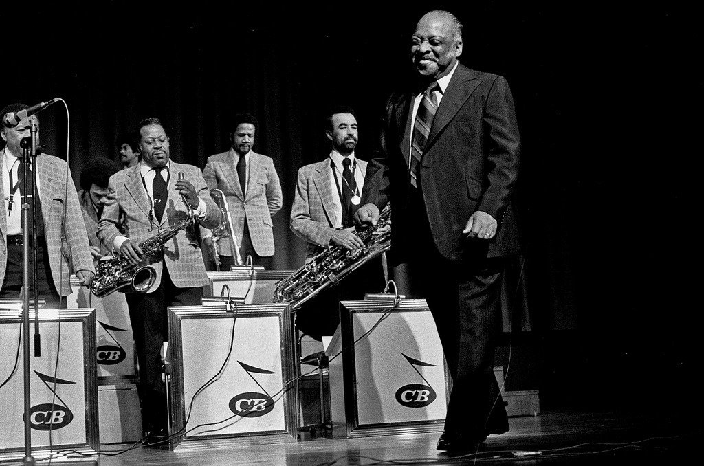 Count Basie - April In Paris
bluesketches.tumblr.com/post/180102289…

Album: April in Paris (1957)

#Jazz #CountBasie #JTRCK #SpringIsHere

🎧 youtu.be/wCmcoZktZG4