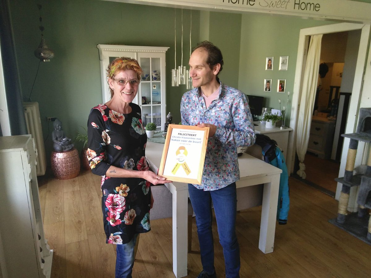 bfhsum's tweet image. Christa brengt op een laagdrempelige manier #buurtgenoten met elkaar in contact. Door maaltijden te brengen die ze anders niet goed zouden eten, zet ze voor hen een positieve verandering in gang, maakt ze hen bewust van het belang van goed eten en weet ze hen hierin te inspireren