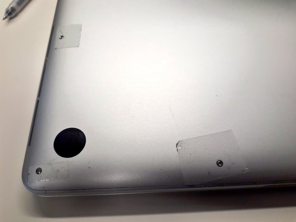 _stunned's tweet photo. My 3 year old MacBook pro, the sellotape is to stop the rest of the screws falling out after its 2nd major hardware failure & repair. #livinginthefuture #macssuck https://t.co/bpbtx19efs