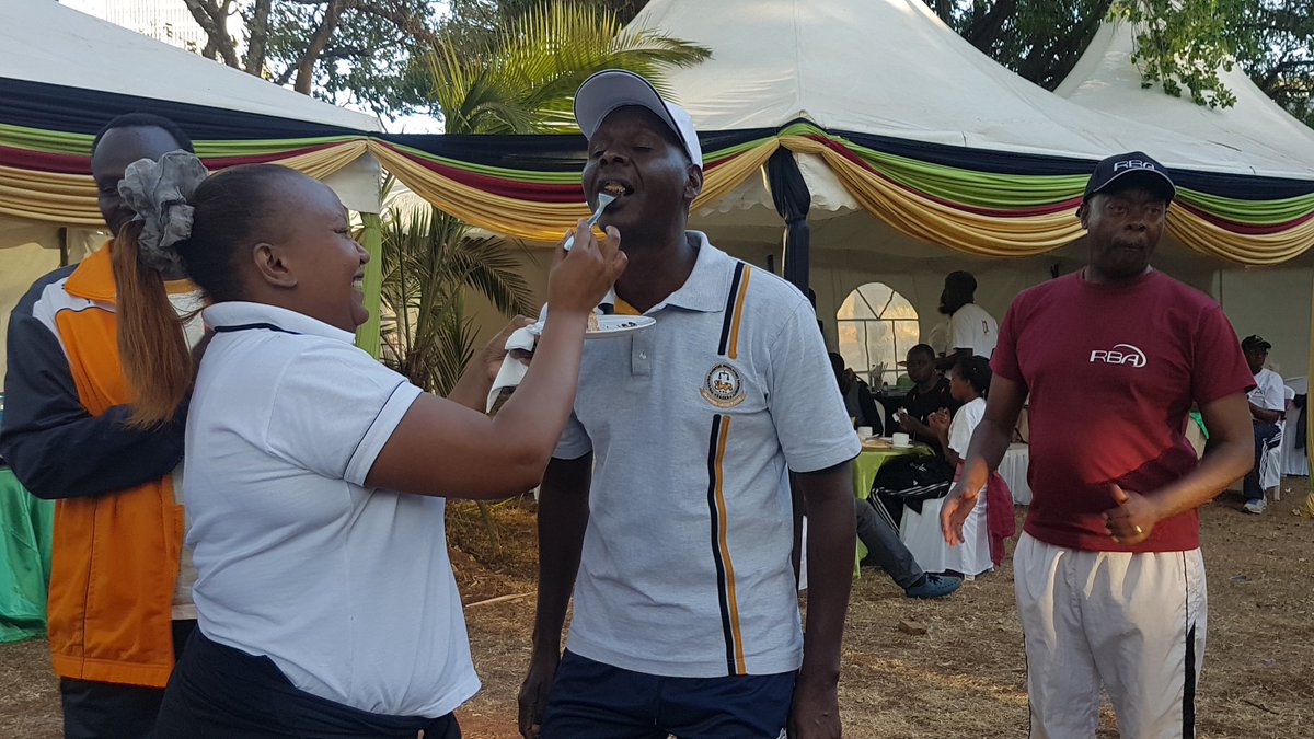 RBAKenya's tweet photo. Time for cutting cake after a successful inaugural joint financial sector regulators sports day at public service club. Congrats @RBAKenya for winning football trophy. @CMAKenya @ira_kenya @SASRA_ke you were worthy competitors. https://t.co/39VBDycBZ3