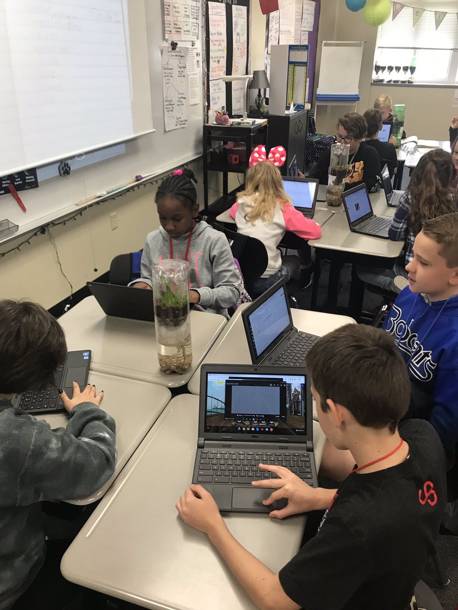 5thGradeRangers's tweet photo. @5thGradeRangers journaling about their eco-columns! #RESitspersonal https://t.co/PbyV3Jr0if