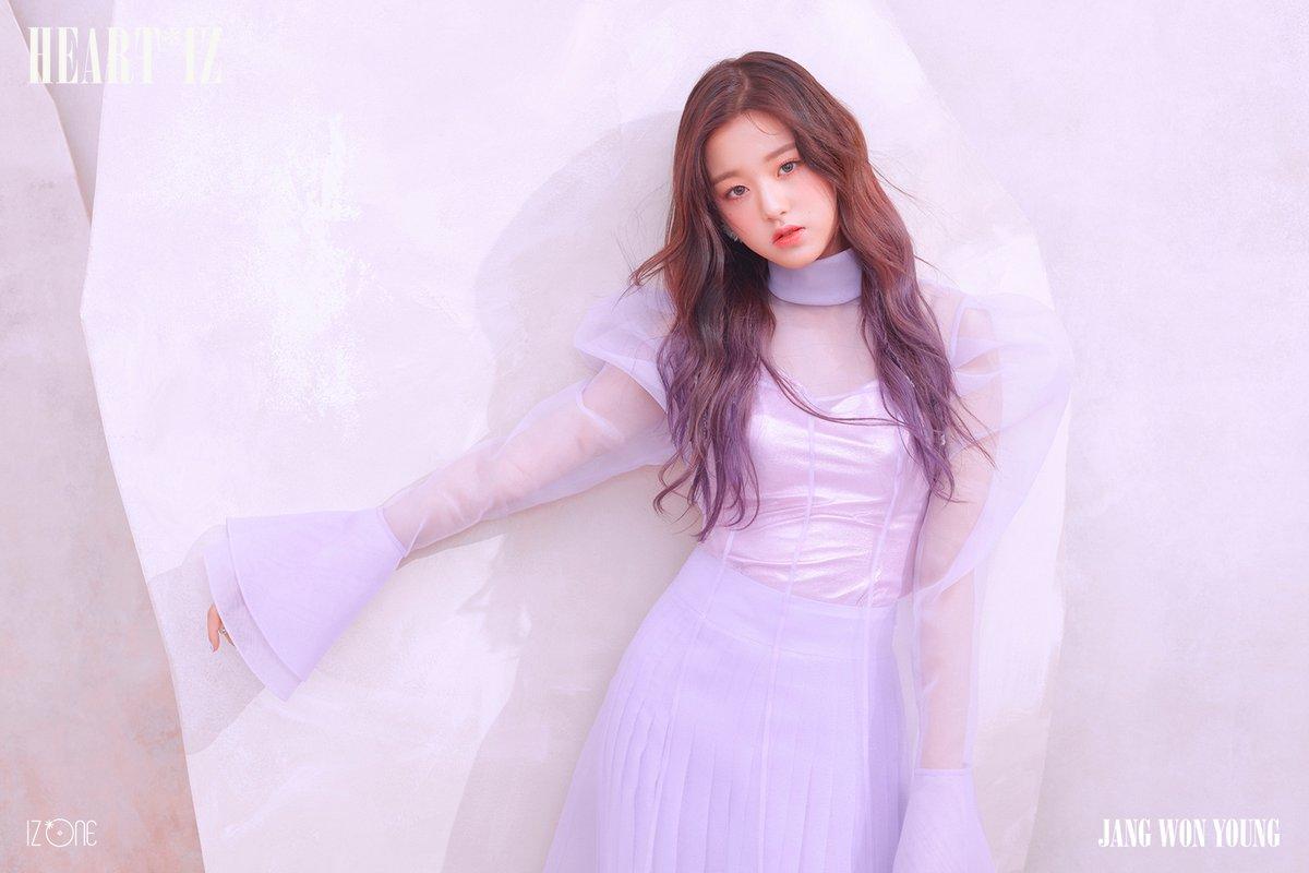 STARSHIP_TH's tweet photo. IZ*ONE - 2nd Mini Album [HEART*IZ] OFFICIAL PHOTO Violeta ver. JANG WONYOUNG

ภาพทีเซอร์แรกของมินิอัลบั้้มที่ 2 ของ IZ*ONE จางวอนยองเป็น 1 ในสมาชิกของวงค่ะ ช่วยมอบความรักให้กับคัมแบ็คครั้งนี้และเป็นกำลังใจให้จางวอนยองและสาวๆสมาชิกวง IZ*ONE กันด้วยนะคะ🥰 #JANGWONYOUNG #จางวอนยอง https://t.co/rjV7b6E6js