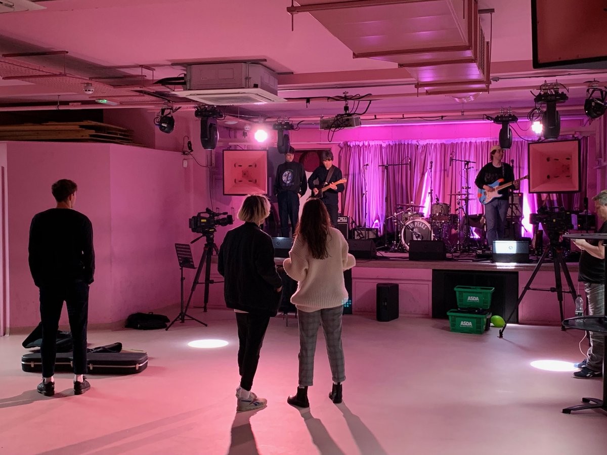 Sound check time. Streaming live tonight for the ⁦<a href="/Tim_Burgess/">Tim Burgess</a>⁩ gig. ⁦<a href="/SlipstreamTV_/">SlipstreamTV</a>⁩ ⁦<a href="/KendalCalling/">Kendal Calling 🦌</a>⁩