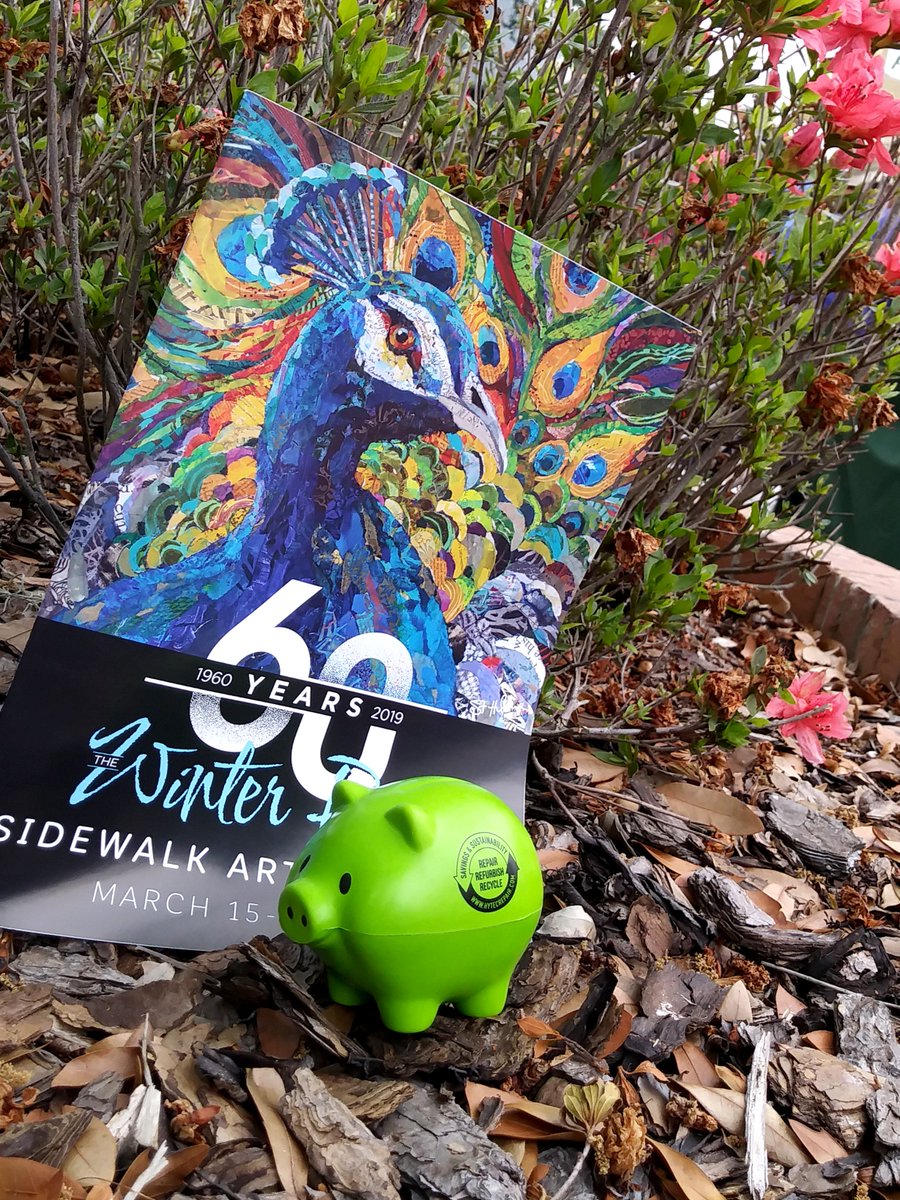 SammyThePig's tweet photo. I love the smell of fresh flowers in Spring, when the new leaves and freshly cut grass are greener than me! Fun fact: I am an art lover! One of my favorite artists is Pigcasso! @Pigcassohoghero #SammyforSavings #TGIF https://t.co/QOCfuZXCbK
