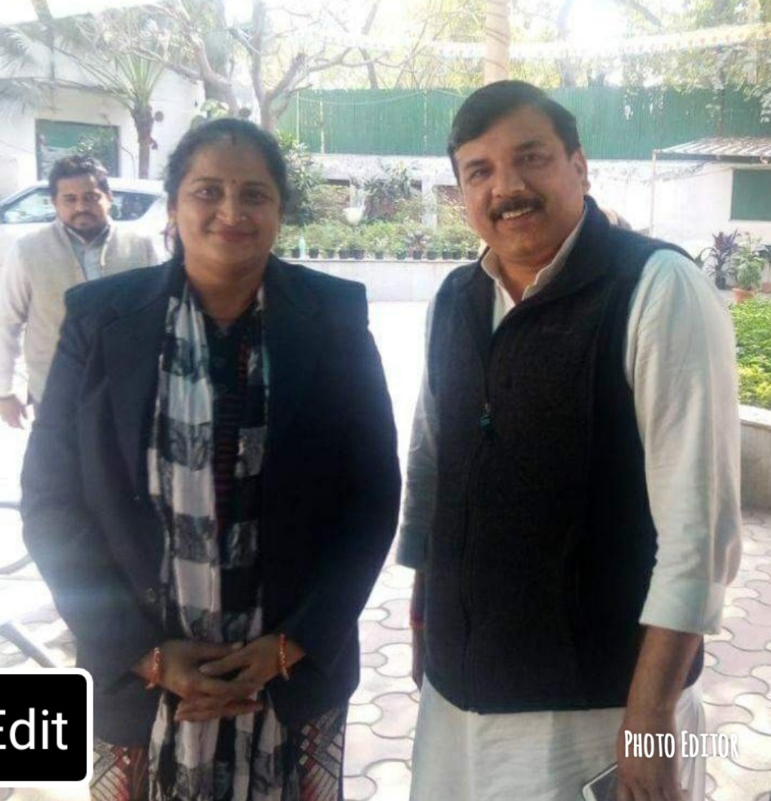 2Kusumtomar's tweet photo. लोकप्रिय सांसद Sanjay Singh AAP जी को जन्मदिन की ढेरों शुभकामनाएं https://t.co/4YoLYlCM1H