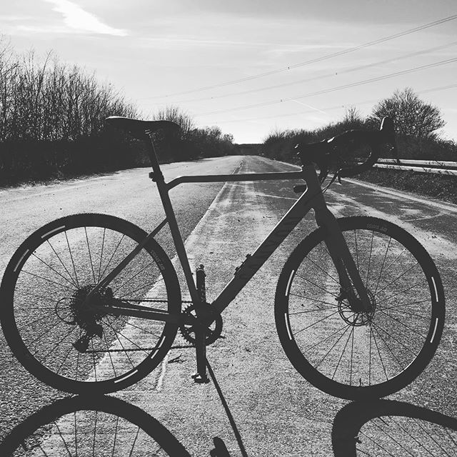 xalps's tweet photo. Die alte A4. Ziemlich spooky... #hambach #hambibleibt #ohnemotor #canyon #inflite https://t.co/8vaVsSqdYZ https://t.co/oK6o26NkTK