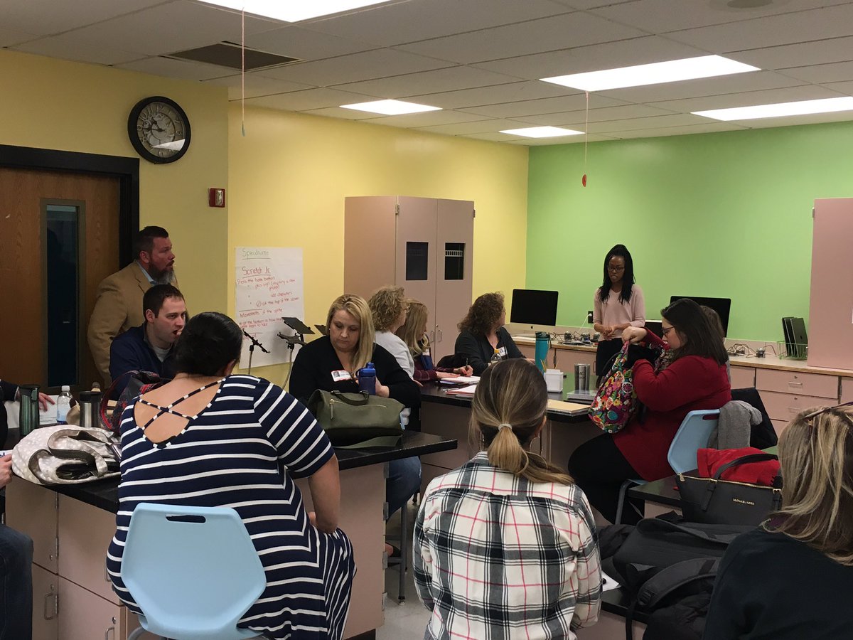 Jeff_Evancho's tweet image. Happening now! @DukeCitySD @AgencybyDesign Pgh Ts investigating their practice so that we are designing with Ss and assessing the learning we value most. #makercenteredlearning #AbDpgh @remakelearning @SFTSDNews