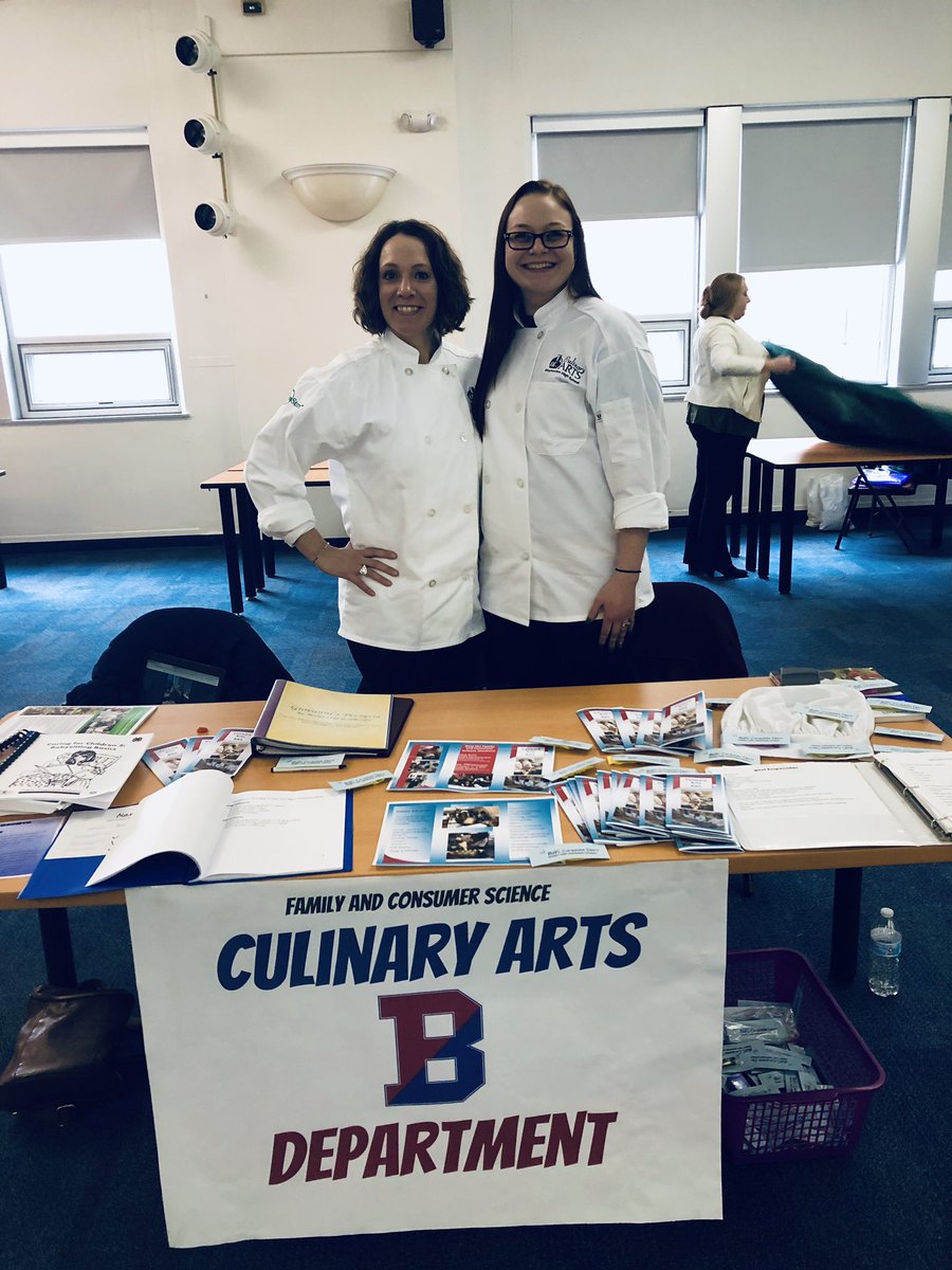 BHS_FACS's tweet photo. Career Fair Spring 2019!  BHS Culinary!  @Kevin_Richman @brenda_lidestri @dawnecadams @BinghamtonCSD @DrToniaThompson https://t.co/CPXfX8yOA4