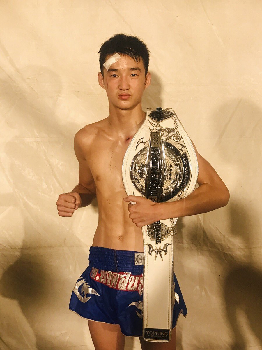 gift4450's tweet photo. Nor.Naksin MuayThai Camp  @gift4450 https://t.co/zrZuSQxnO2