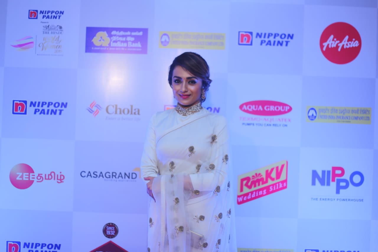 D2ReZn5U8AAHLNz?format=jpg&name=large