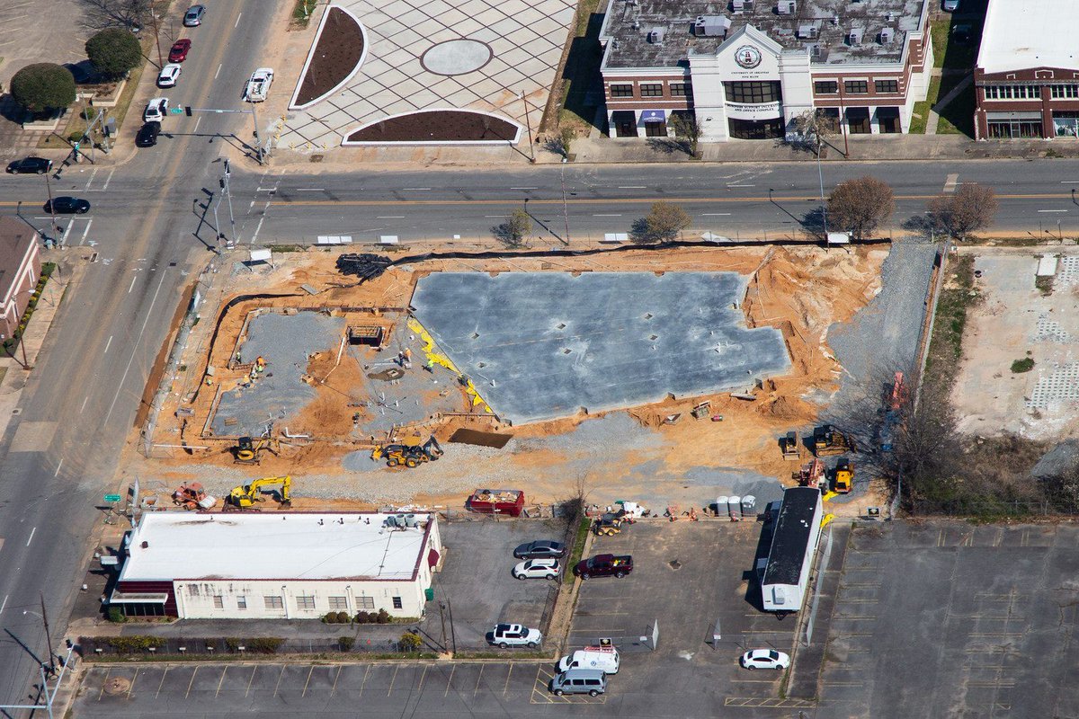 PSWArchitects's tweet photo. Powerful architecture can be a catalyst for change. We are honored to be a part of the momentum to draw people back to Main Street through the transformative design of the new Pine Bluff Main Library.  #progressinpinebluff #onepinebluff https://t.co/DWHz9yJHPQ