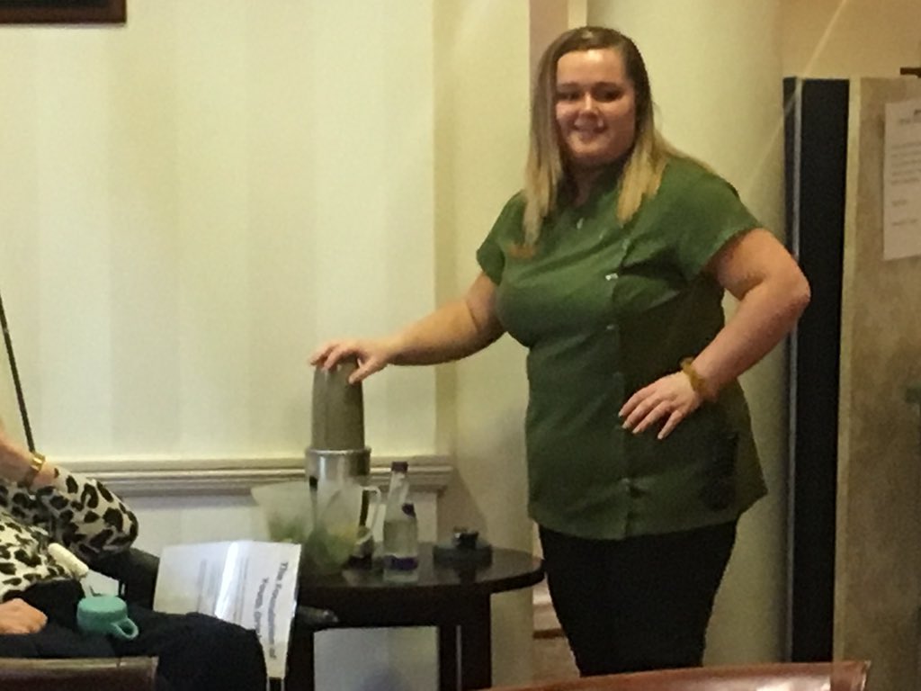 Ted_Rich14's tweet photo. All residents and guests thoroughly enjoyed a tasty but nutritious workshop with chocolate cake and smoothies galore! #TasteofSunrise #SunriseofEdgbaston @SunriseSrUK  we all learned a little more about the importance of a healthy balanced diet. https://t.co/lPEmg9r1XB
