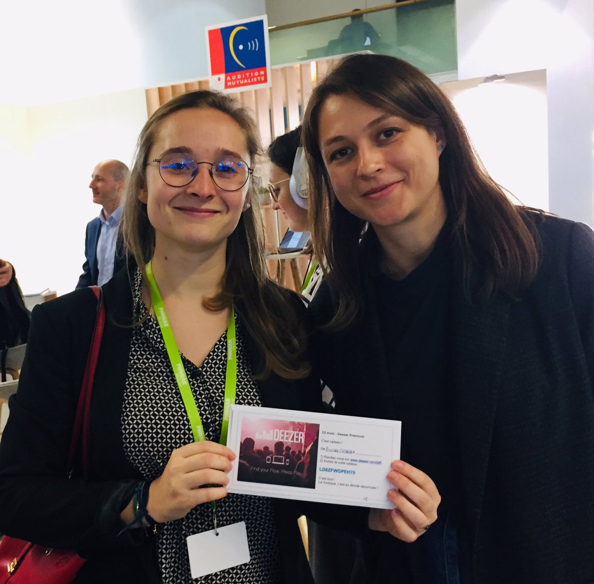 AudioMutualiste's tweet photo. Comme Manon, tentez de remporter un an d’abonnement de streaming audio en testant vos connaissances musicales à notre #blindtest ! Rendez-vous stand G2 du Congrès des #Audioprothésistes au #PalaisDesCongrès #UNSAF https://t.co/GS0EBEVVY3