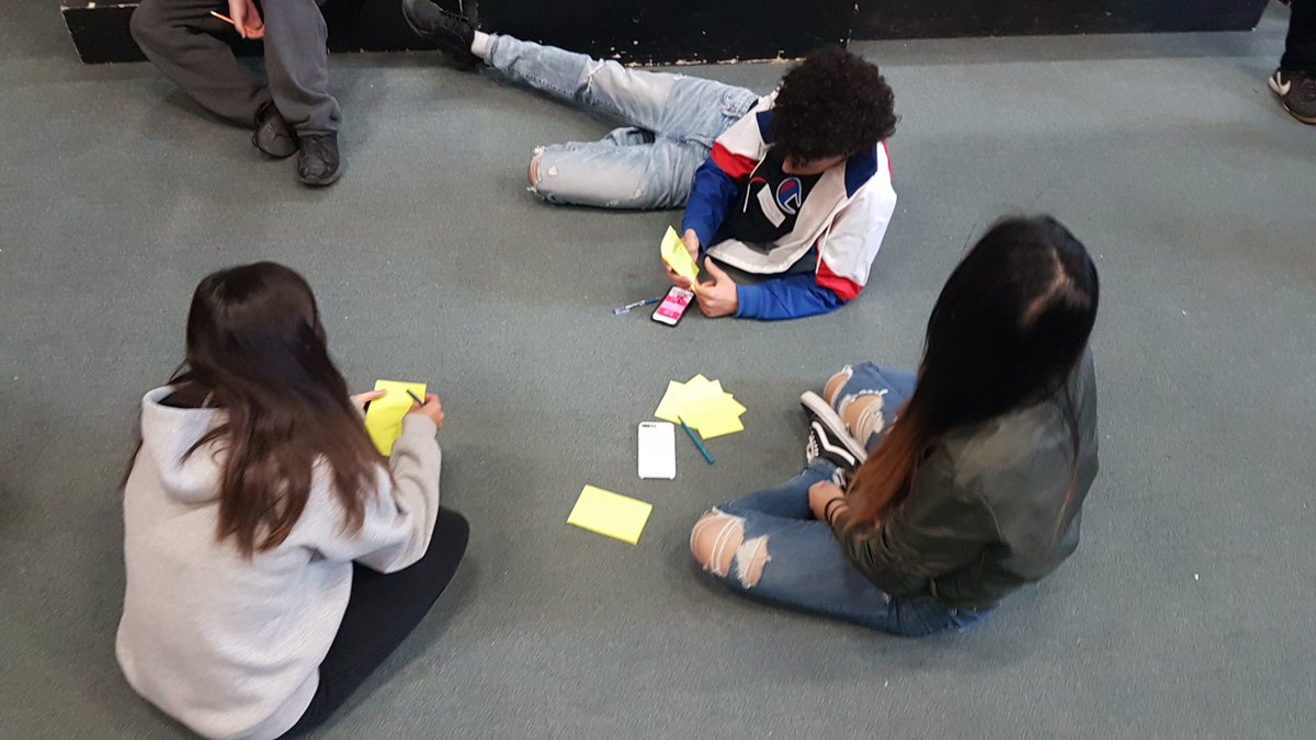 nameisSonya's tweet photo. Students are in the ideation and prototyping stages, brainstorming ideas and challenges to their well-being. @YRDSB @shsmpeths #SHSM #ICE #SPCE https://t.co/v2H4SezI3w