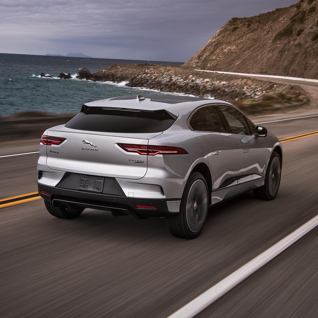 #Jaguar #IPACE: будущее уже наступило: bit.ly/2FxhYVB.