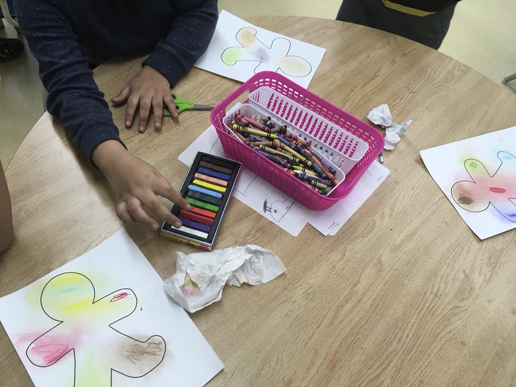 Teach2Stanley's tweet photo. Happy Holi ! Bright colours, signs of spring and happy faces ! https://t.co/s8522BlXHn