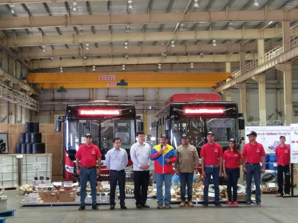 Reactivamos la Planta Ensambladora de Autobuses “Yutong” en el estado Yaracuy, con una inversión mixta China–Venezuela, por más de € 24,6 millones. Acción que permitirá ensamblar 130 autobuses y reactivar 2000 más, que se sumarán inmediatamente al Sistema Público de Transporte.