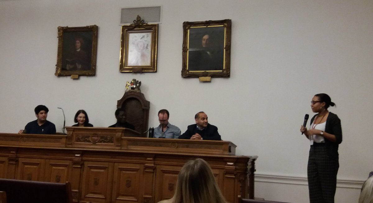LieselotN's tweet photo. @eschwartzm @NatHisGirl Claire Banks @rpancost @Kevin_Coutinho are concluding an enlightening day @LinneanSociety with a pannel discussion: How and where to get started with supporting #Equality & #Diversity in #NaturalHistory?
#LSDiv https://t.co/R9IcPadEcg