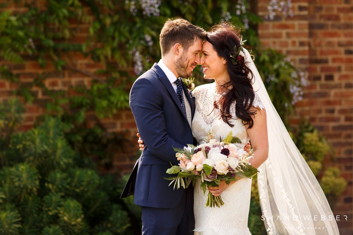 New blog! Joanne &amp; Stuart's gorgeous summer wedding at Merrydale Manor shanewebber.com/merrydale-mano…