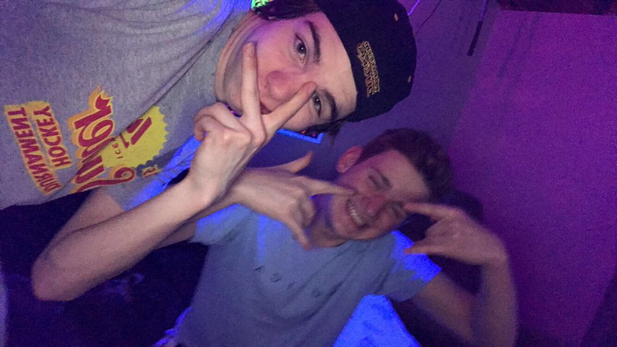 TheChefDally's tweet photo. Happy Birthday @dylsir been an honor being friends with a former JROTC soldier and current ROTC soldier 🙏 https://t.co/m2ussBnik5